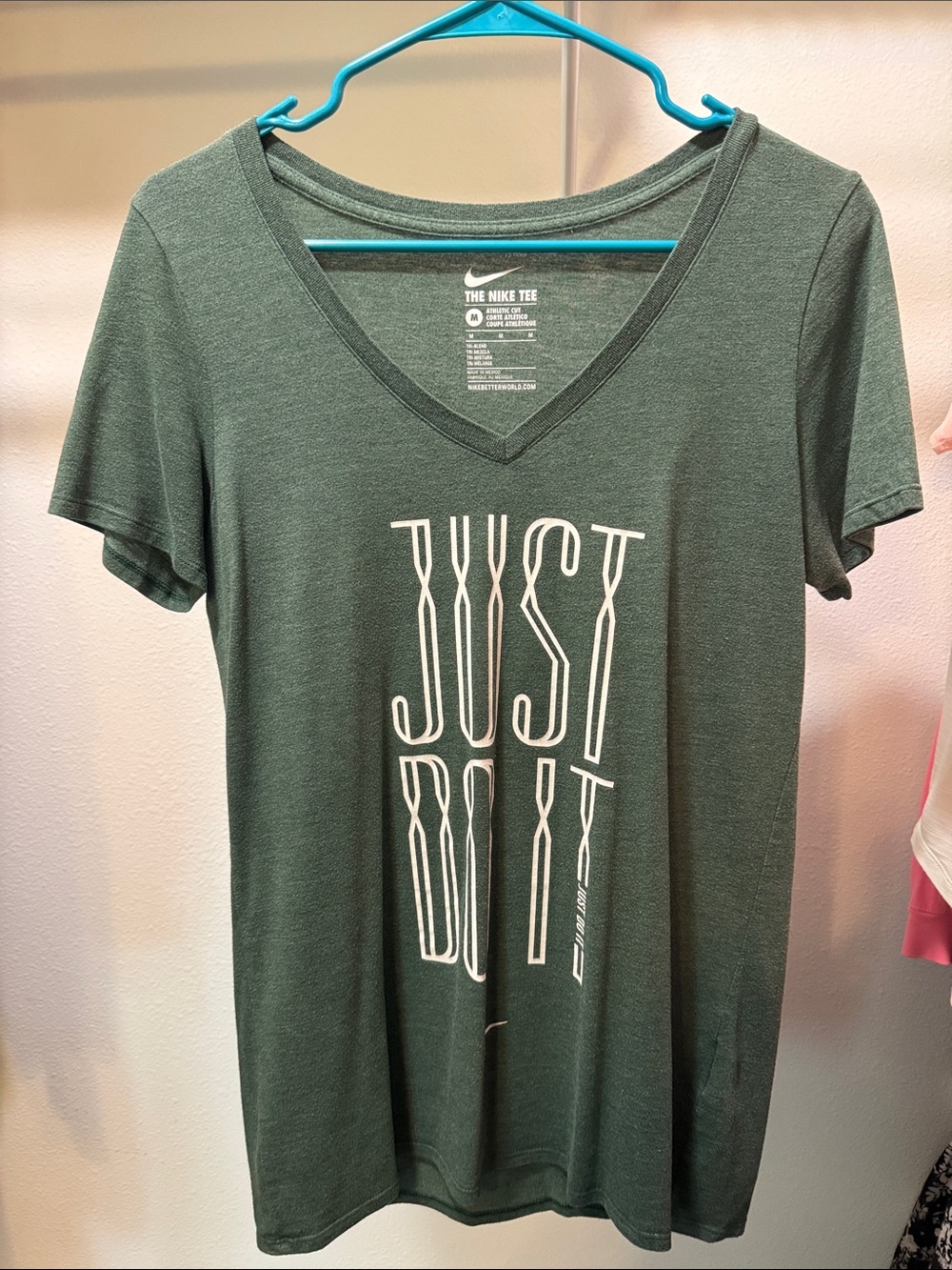 Nike V-Neck